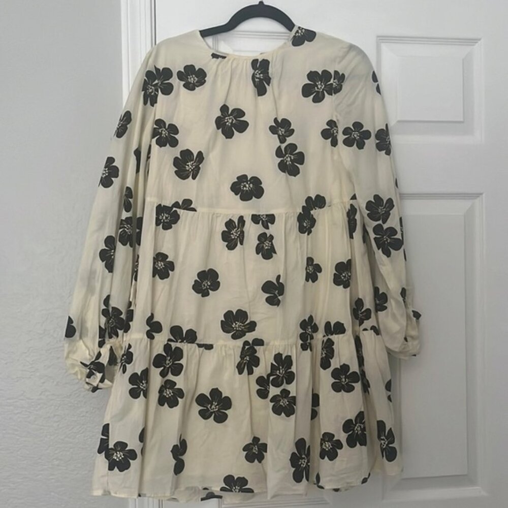 Floral long sleeve dress